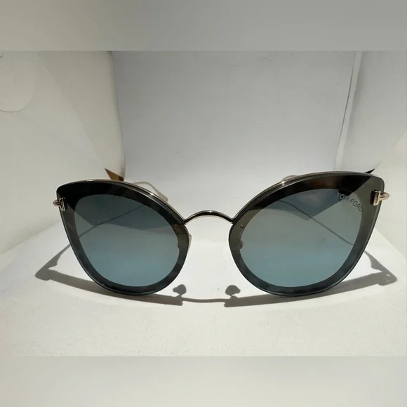 Tom Ford Black and Gold Sunglasses - Picture 2 of 8